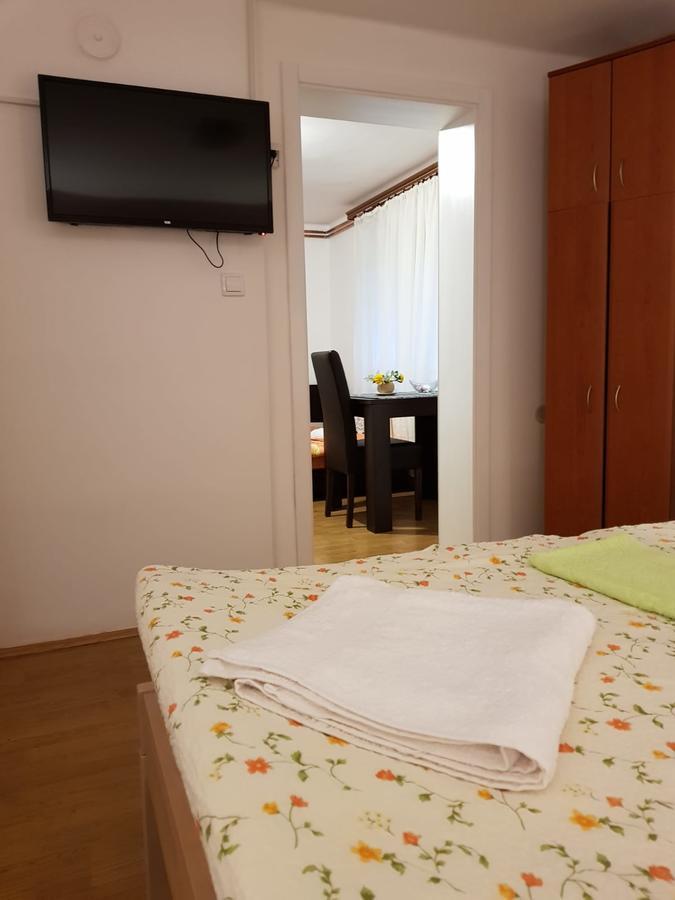 Apartment Holiday Vrnjačka Banja Esterno foto